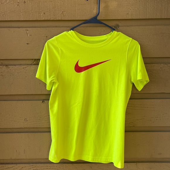 neon green and orange nike shirt Off 58 